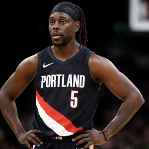 开云体育-为吸引字母哥？名记：尼克斯有意与开拓者交易得到老将霍勒迪